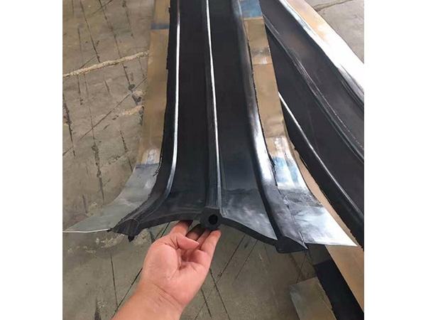 止水带